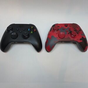 Xbox Wireless Controller Bundle Carbon Black & Daystrike Camo Model 1914 2-Pack